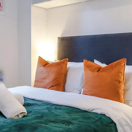 2025 Traveler Award Winner - Gorgeous Flat In Ideal For Long Leeds (West Yorkshire)