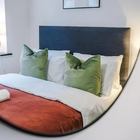 2025 Traveler Award Winner - Gorgeous Flat In Ideal For Long Leeds (West Yorkshire)