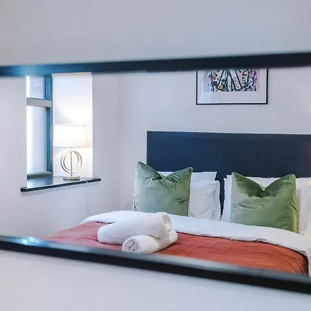 2025 Traveler Award Winner - Gorgeous Flat In Ideal For Long Apartament Leeds (West Yorkshire)