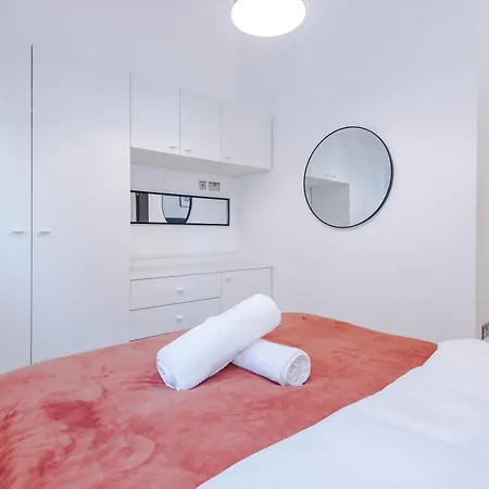 2025 Traveler Award Winner - Gorgeous Flat In Ideal For Long